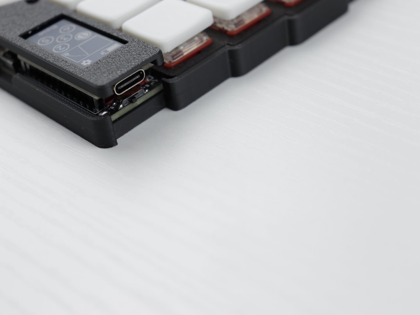 Corne Choc Split Wireless Keyboard – Low Profile Ergonomic Mechanical Keyboard (ZMK, Bluetooth, Hot-swap)