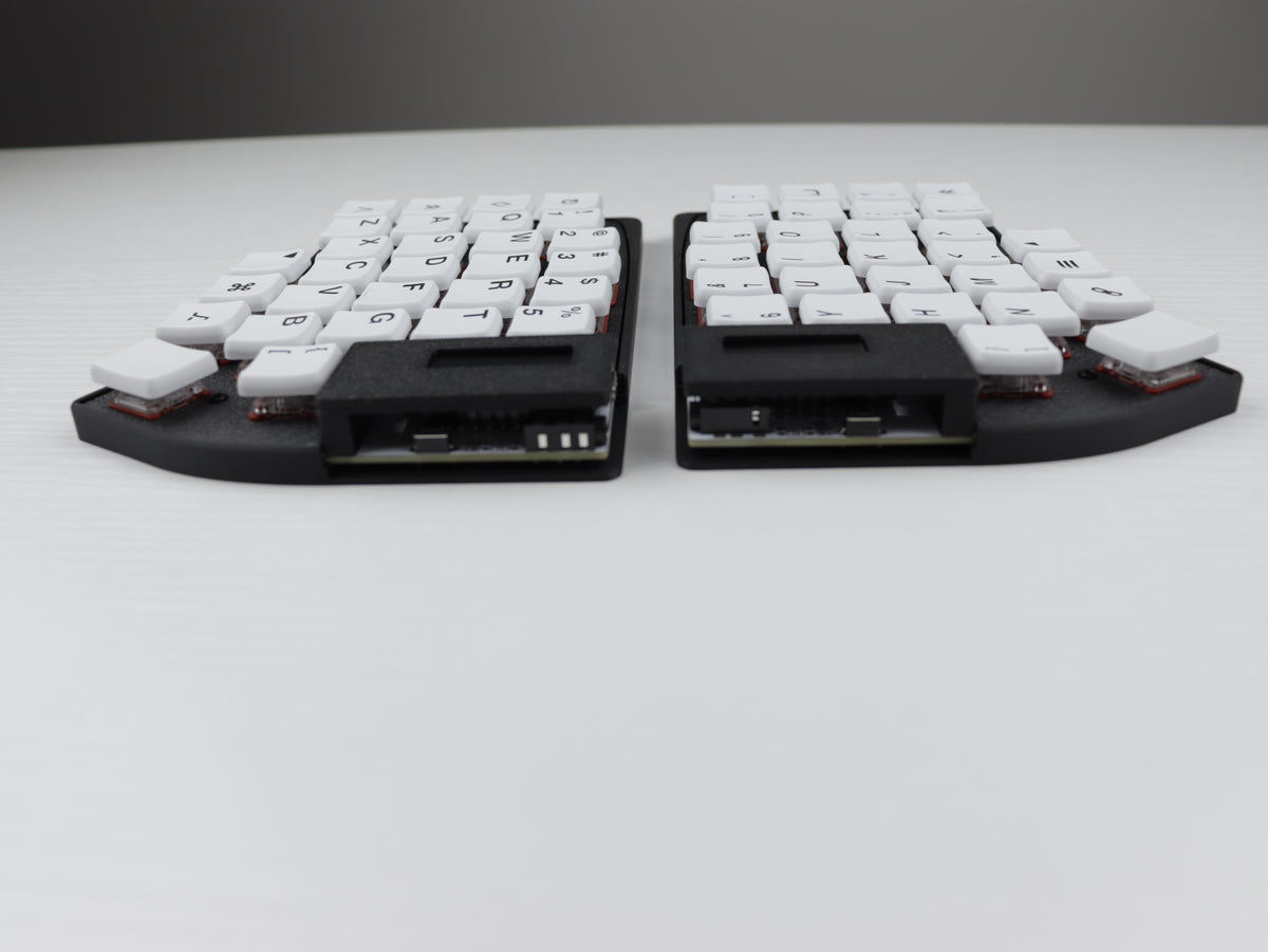 Lily58 wired split keyboard "ModernLily"