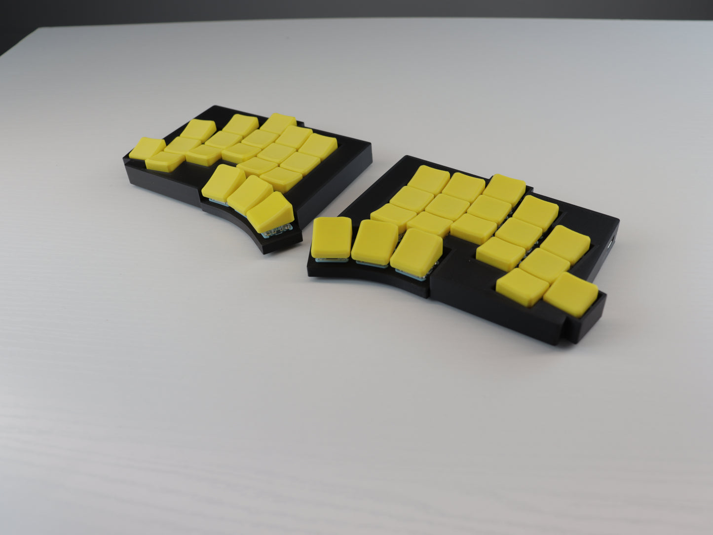 Totem wireless split keyboard "Flex"