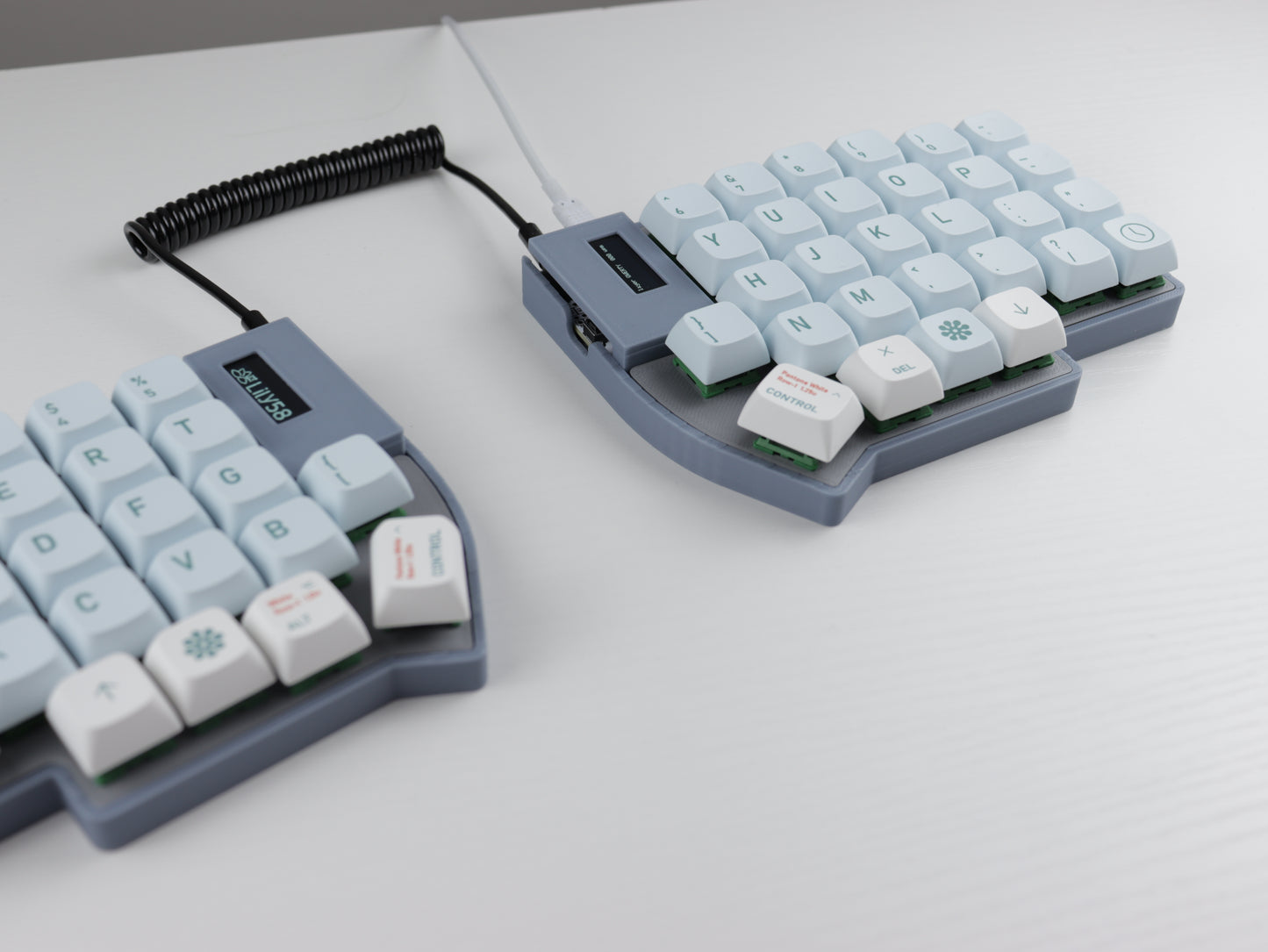 Lily58 MX Split Mechanical Keyboard – Ergonomic Wired "Raindrops" Edition