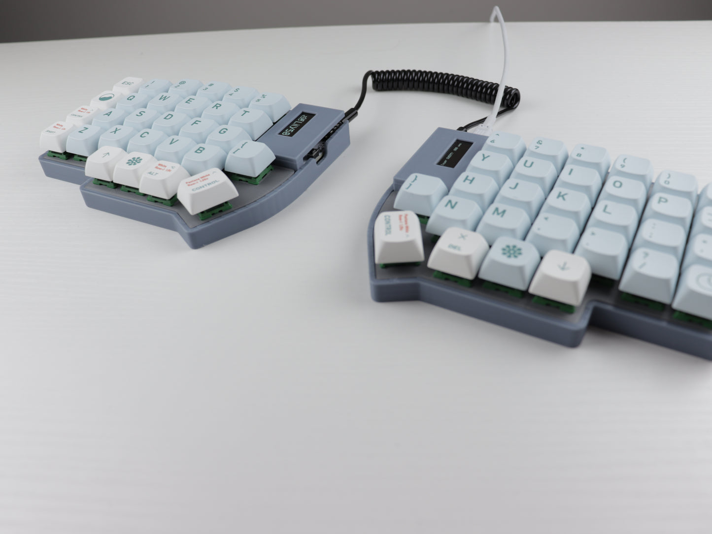 Lily58 MX Split Mechanical Keyboard – Ergonomic Wired "Raindrops" Edition