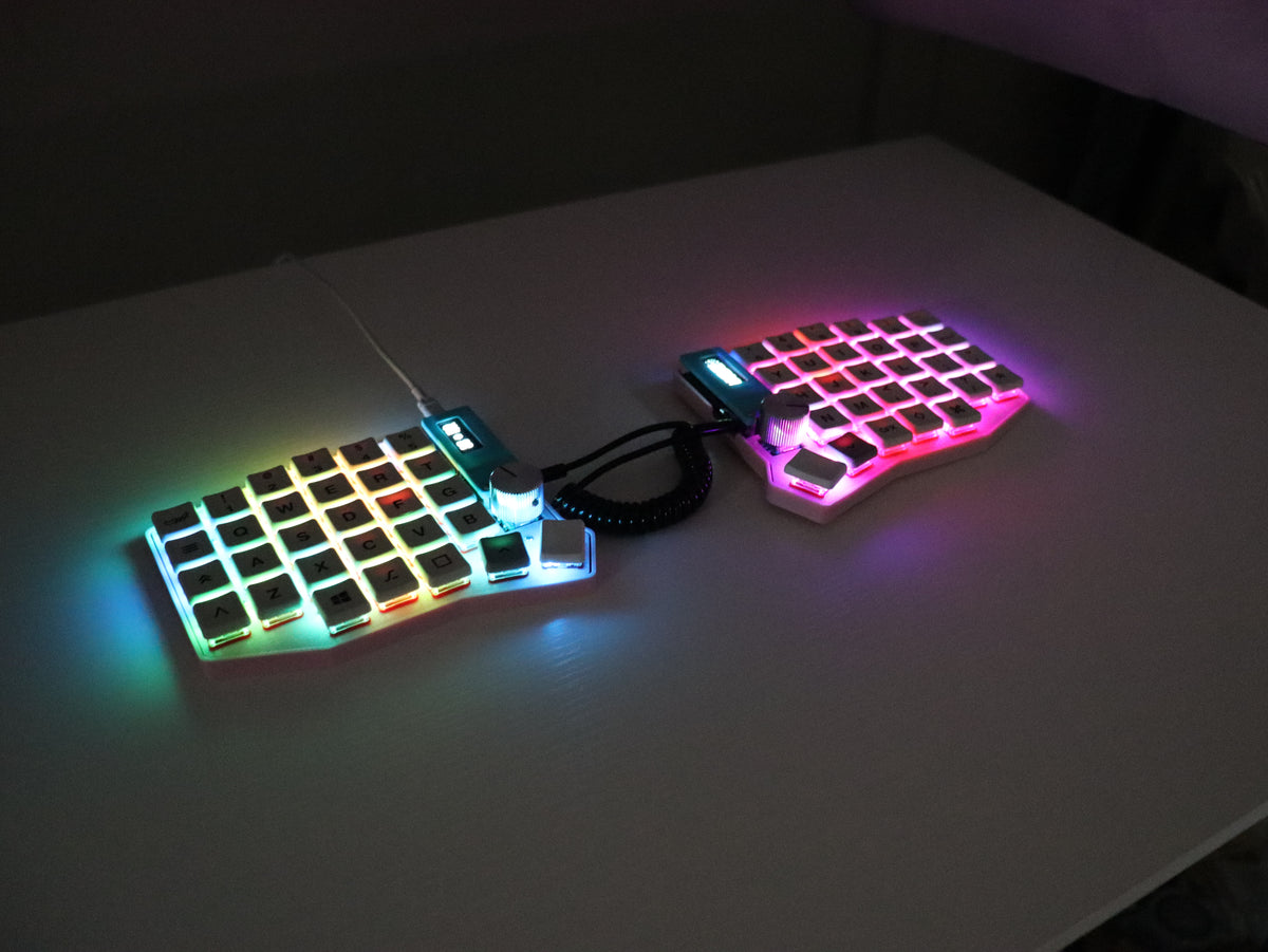 Sofle Choc Wired Split Mechanical Keyboard – Hotswap, Vial-QMK, Choc v1