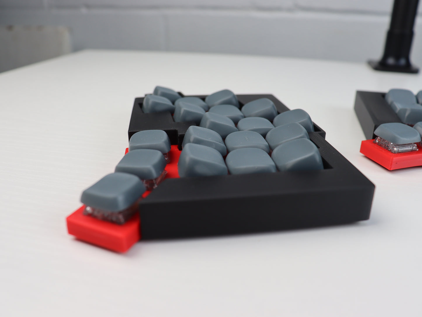 Totem with KLP Lame Resin Keycaps