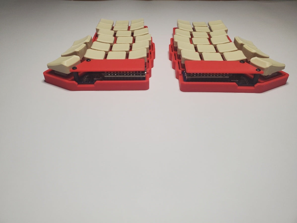 Corne  Choc Wireless Split Keyboard "RedFlex"