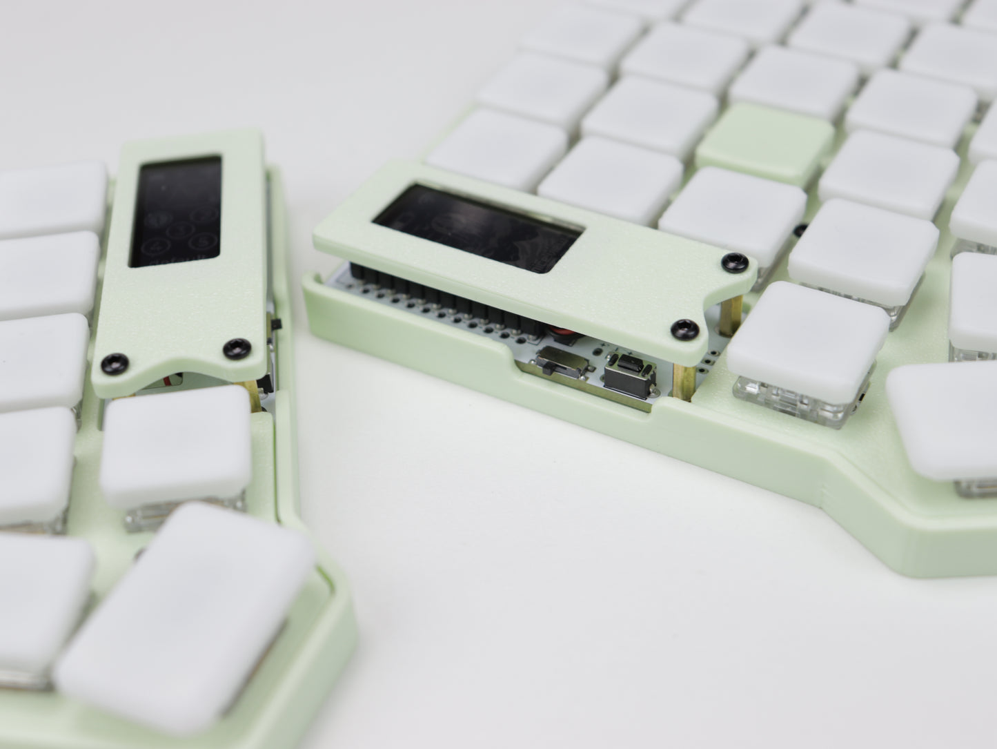 Sofle Choc Wireless Split Mechanical Keyboard mint