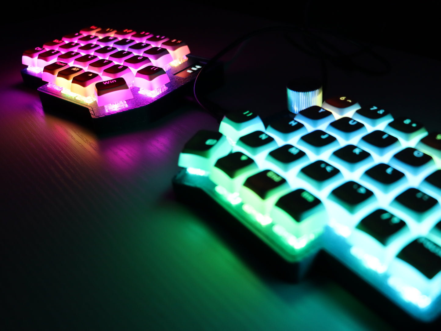 Lotus58 Split Mechanical Keyboard "Glimmer"