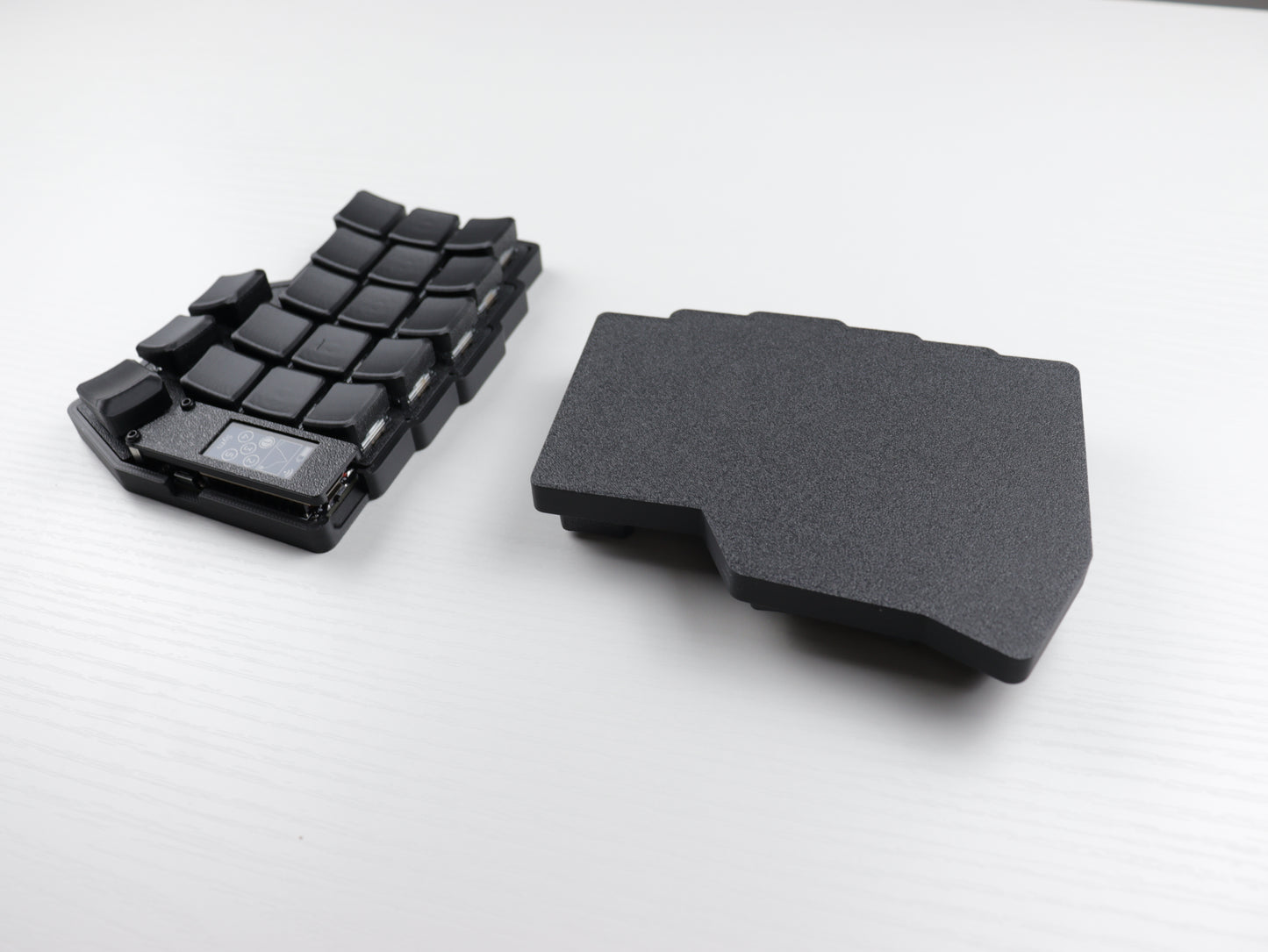 Corne Choc Wireless Split Keyboard "Shadow Series"