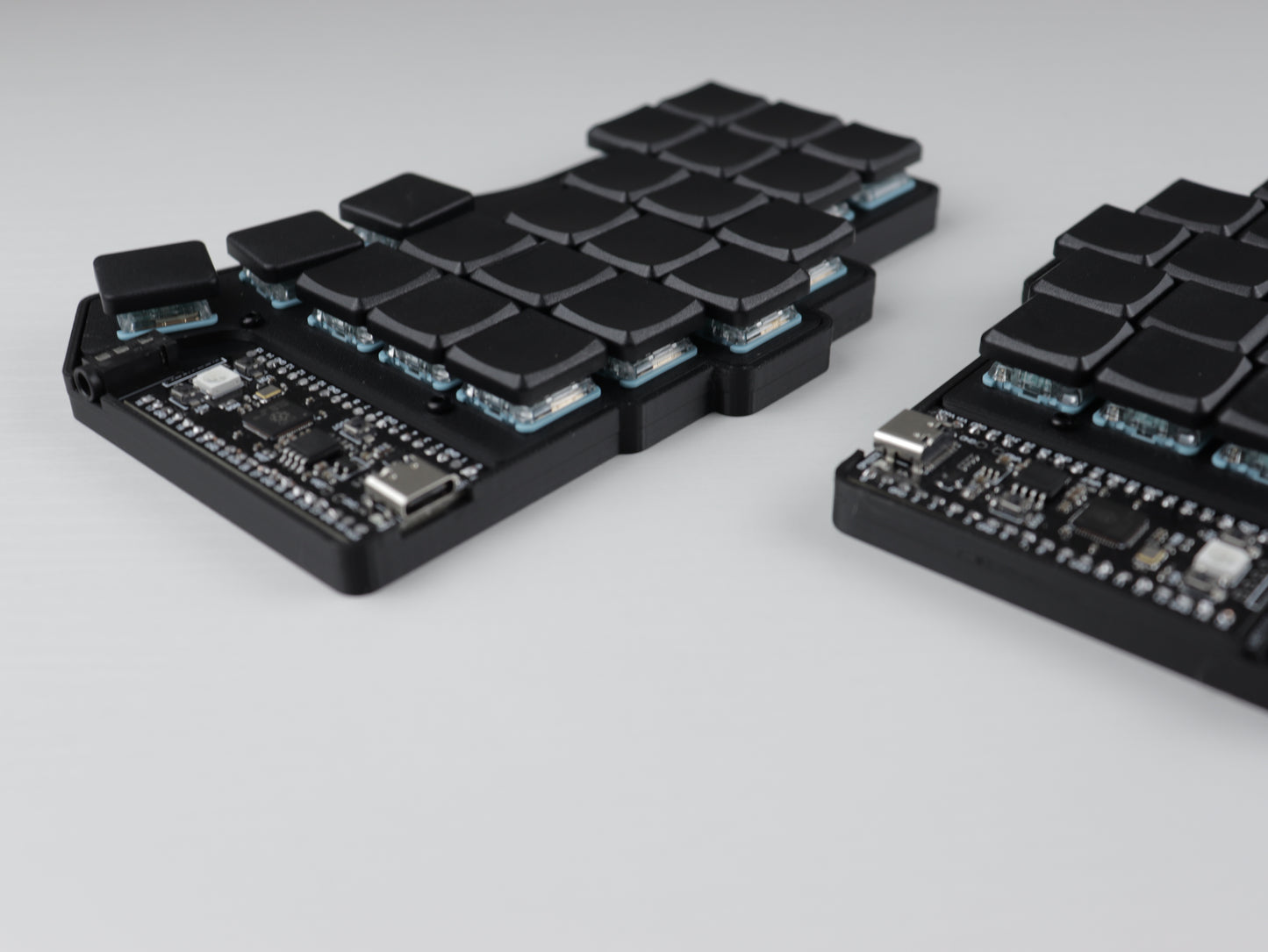 Piantor Low Profile Split Keyboard Wired