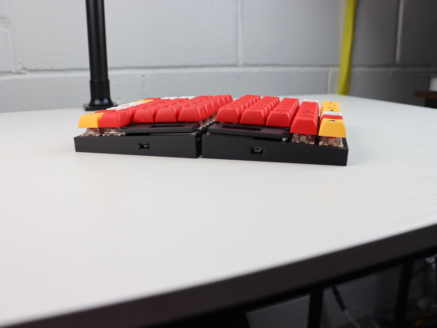 Felix Split Mechanical Keyboard