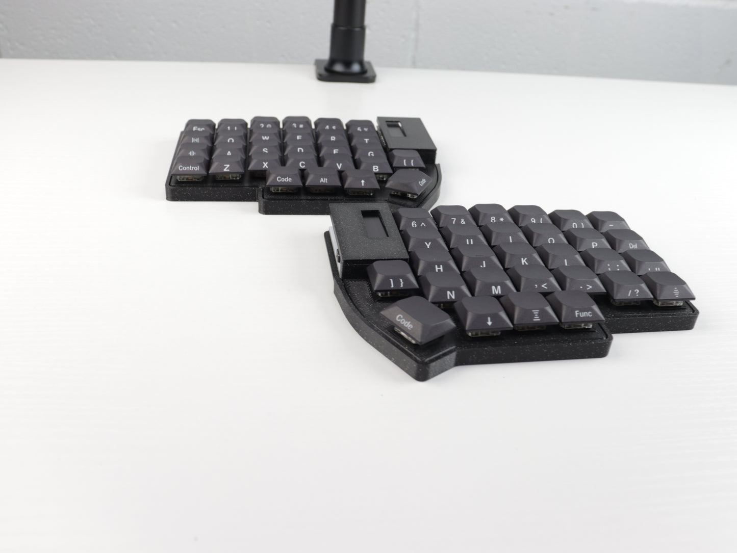 Allium58 Low Profile Wired Split Keyboard - Gateron Low Profile switches