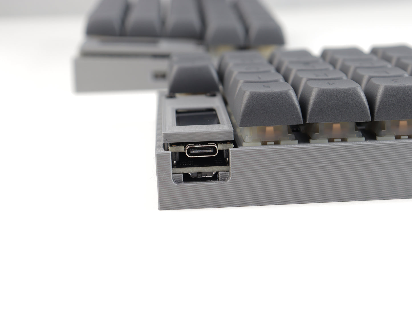 Felix64 "Void" Wireless Split Ergonomic Keyboard — Hotswap, ZMK, NiceView Display