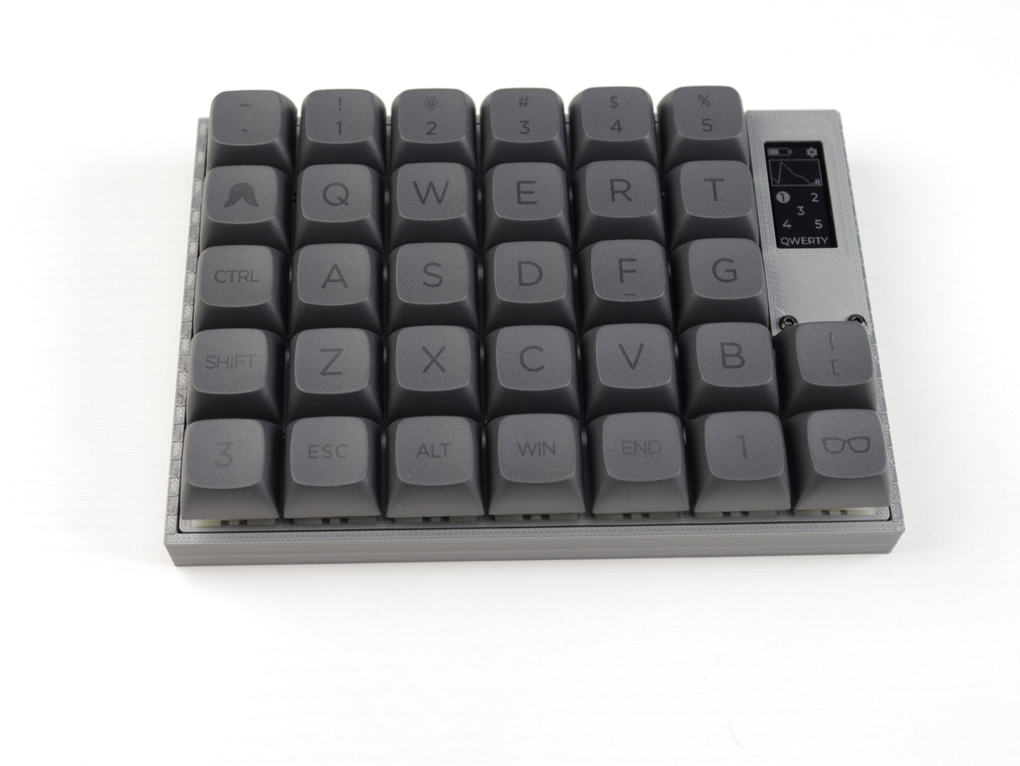 Felix64 "Void" Wireless Split Ergonomic Keyboard — Hotswap, ZMK, NiceView Display