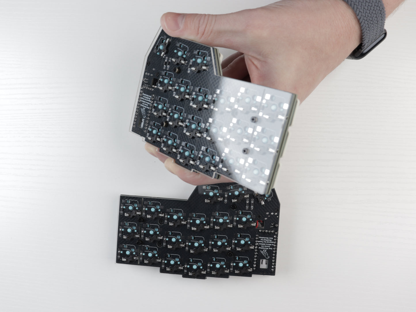 Corne Choc Wireless Split Keyboard – Low Profile FR4 and acrylic stacked plates