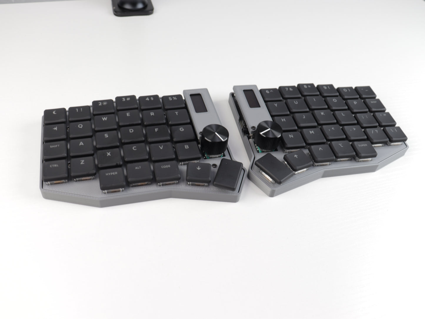 Sofle Choc Split Keyboard - Vial-QMK Wired, Hotswap, Choc v1, MBK Legend keycaps
