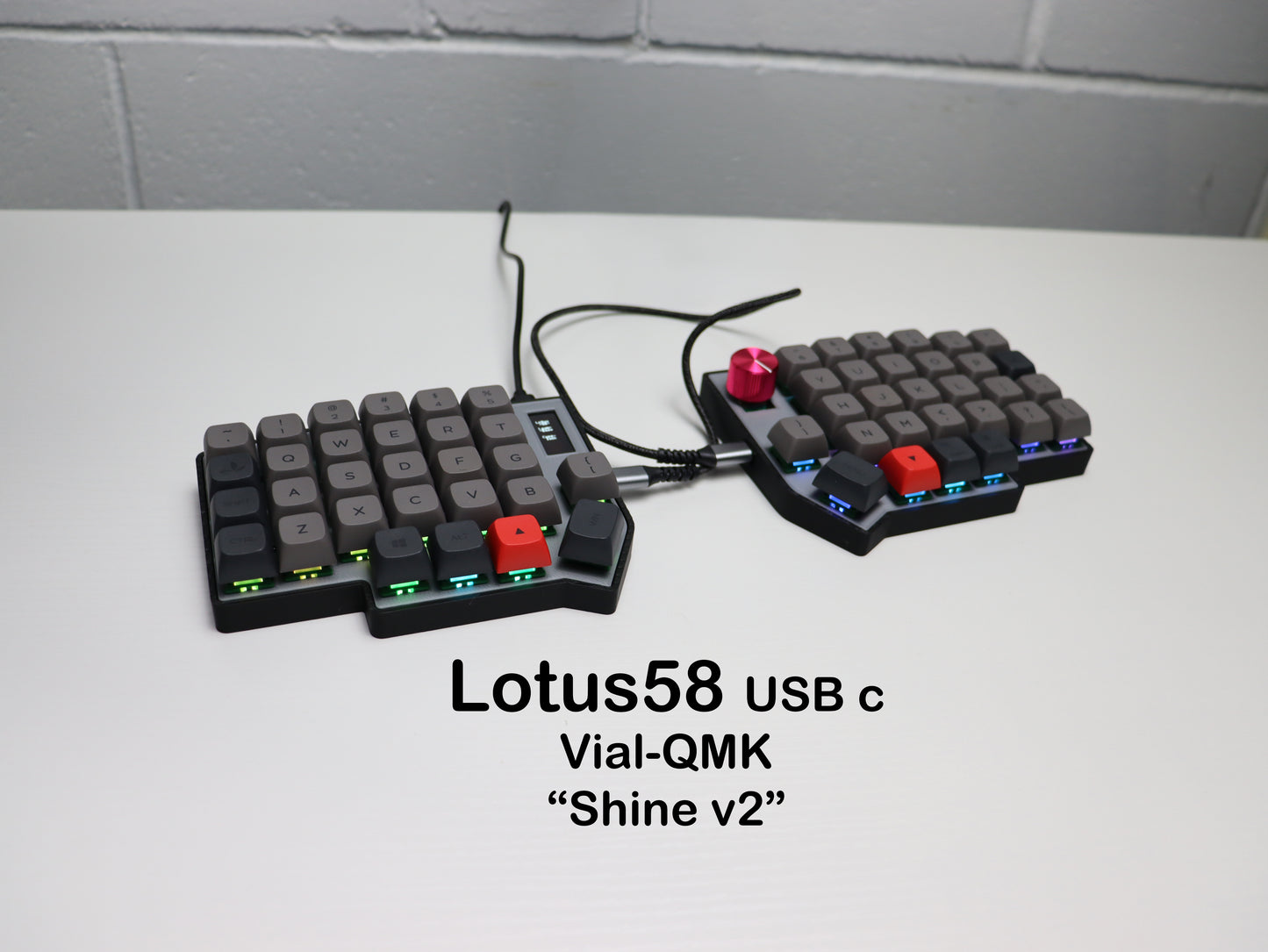 Lotus58 USB C Split Mechanical Keyboard "Shine v2"
